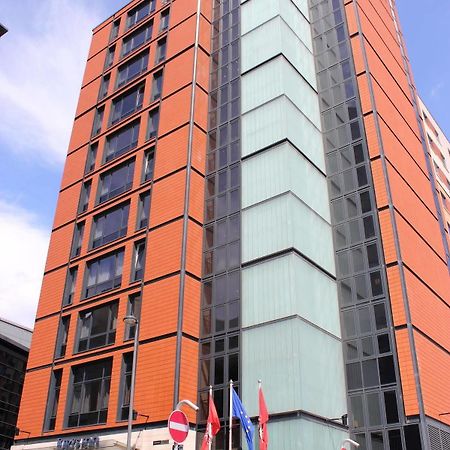 Leonardo Hotel Leeds - Formerly Jurys Inn Leeds Exteriör bild