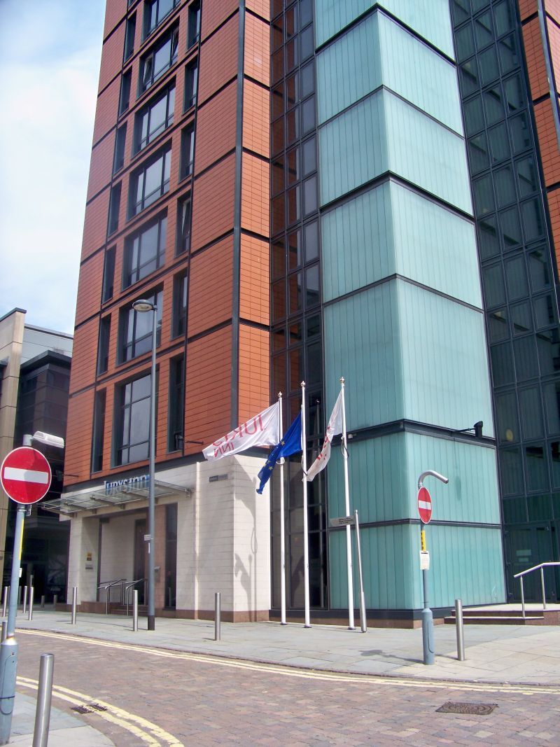 Leonardo Hotel Leeds - Formerly Jurys Inn Leeds Exteriör bild