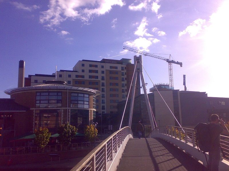 Leonardo Hotel Leeds - Formerly Jurys Inn Leeds Exteriör bild